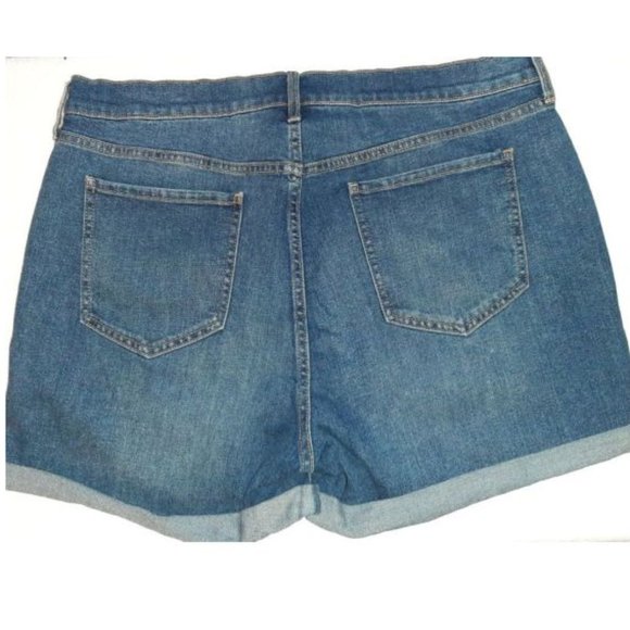 Ladies Jean Shorts by Old Navy size 16 - Picture 7 of 9